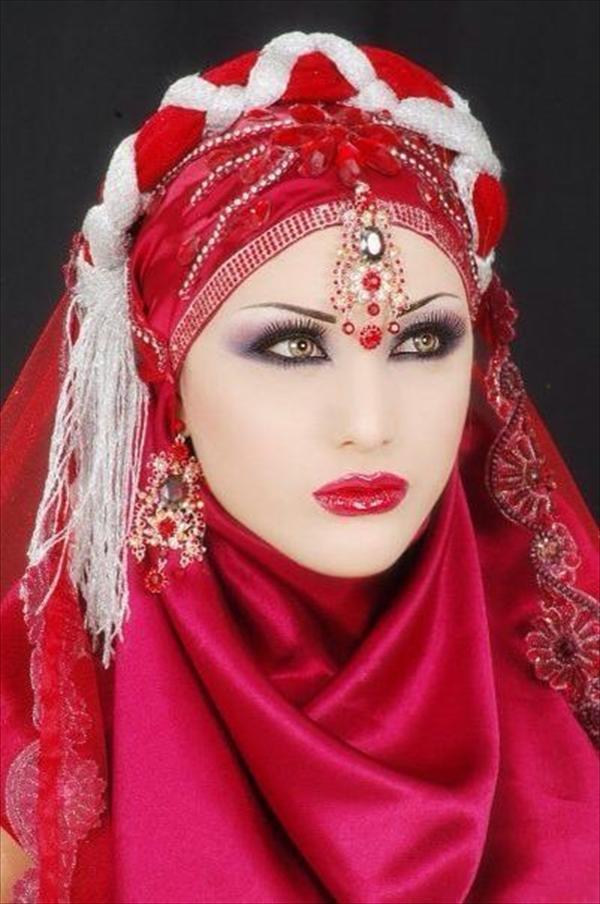 contemporary bridal hijab